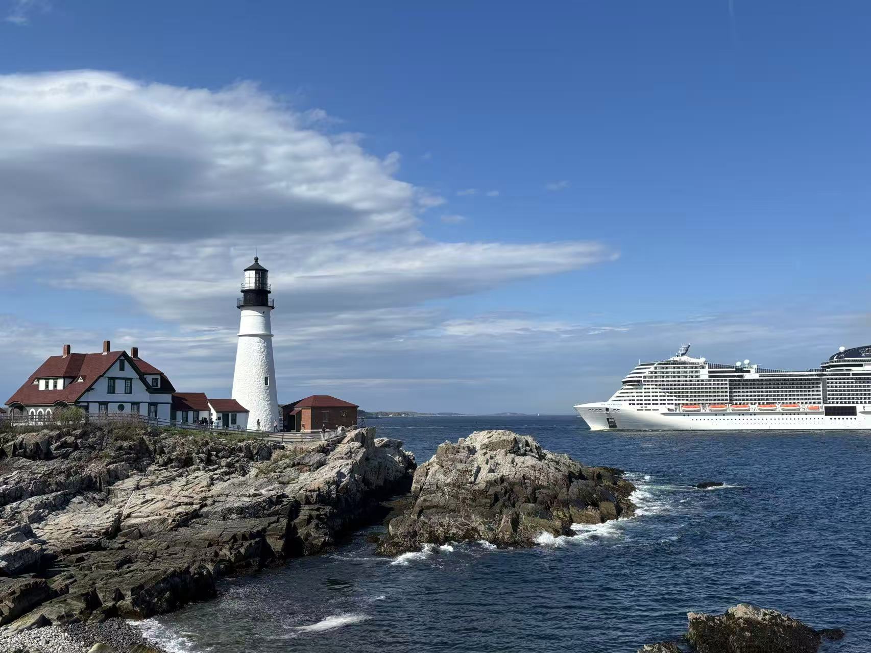 Lighthouse, Protland